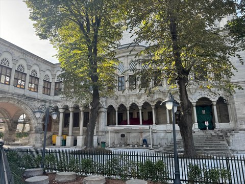 Nuruosmaniye Kütüphanesi ve Şehsuvar Sultan Türbesi’nde çalışmalar tamamlandı