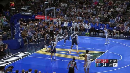 Pelicans - Zion Williamson s'élance pour un dunk alley-oop