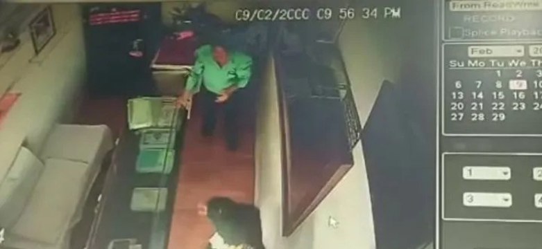 VIDEO: अलवर में दिनदहाड़े ज्वेलरी शॉप से लाखों का सोना-चांदी लूटा