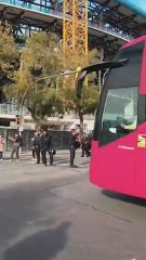 La llegada del autobús del Barcelona al Camp Nou