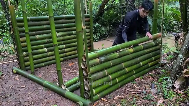 Camping hujan deras🌧️membangun she bambu susn....lter