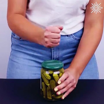 Use eggshells to scrub hard-to-clean pans & more!