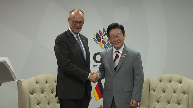 이 대통령 통일 노하우 알려달라 ...독일 총리 북한 궁금 / YTN