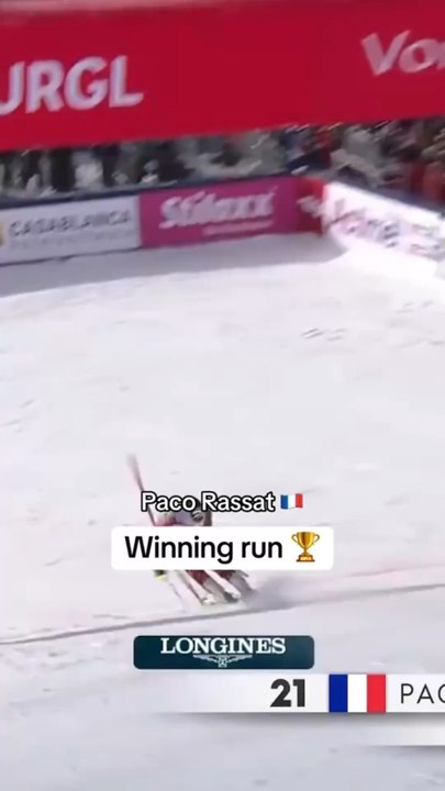 🔥 VICTOIRE de PACO en slalom aujourd’hui ! 🔥Il a tout lâché sur la piste : trajectoires millimétrées, vitesse de dingue et un dernier run parfaitement maîtrisé. 🎿💨