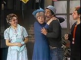 Chaves S01E33 - Uma Refeição Indigesta - Natal, Noite de Paz