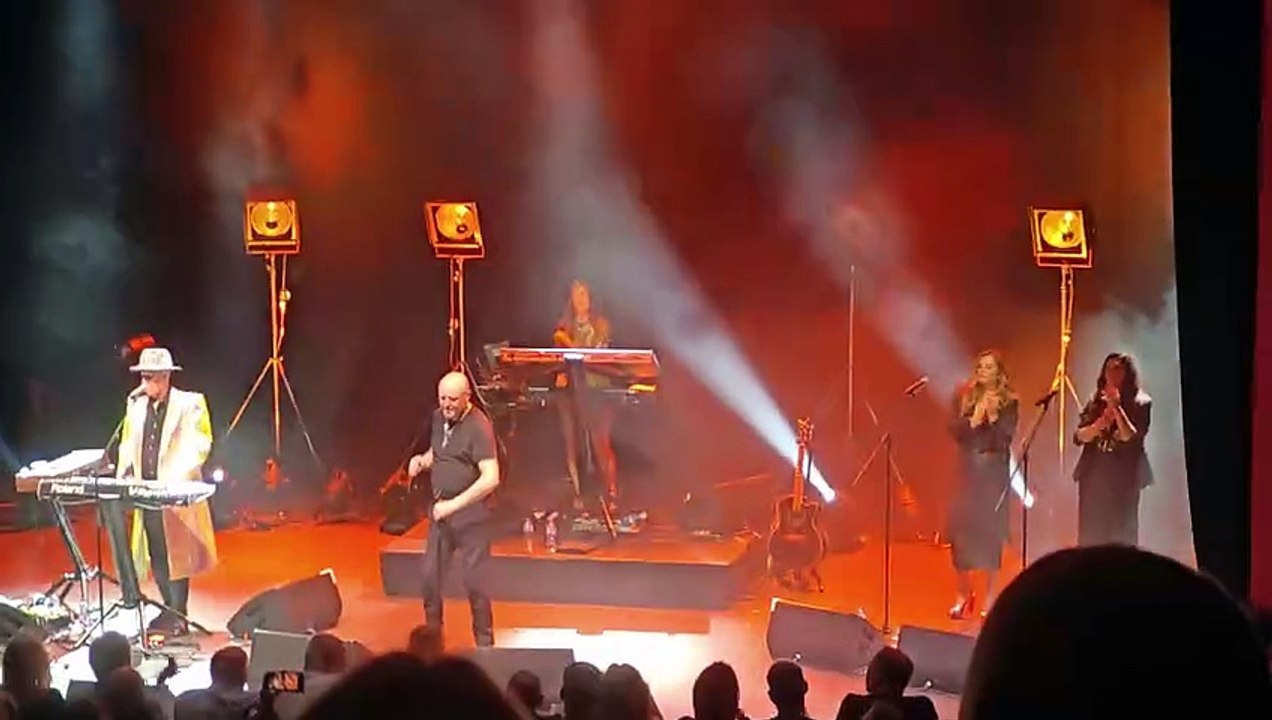 Heaven17-251106-ShephardsBush-10