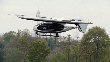 China's 2-tonne eVTOL completes cross-city cargo test flight