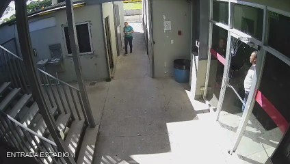 ext-tecnico-de-guadalupe-quiebra-puerta-en-liberia-video-ccdr-liberia-221125