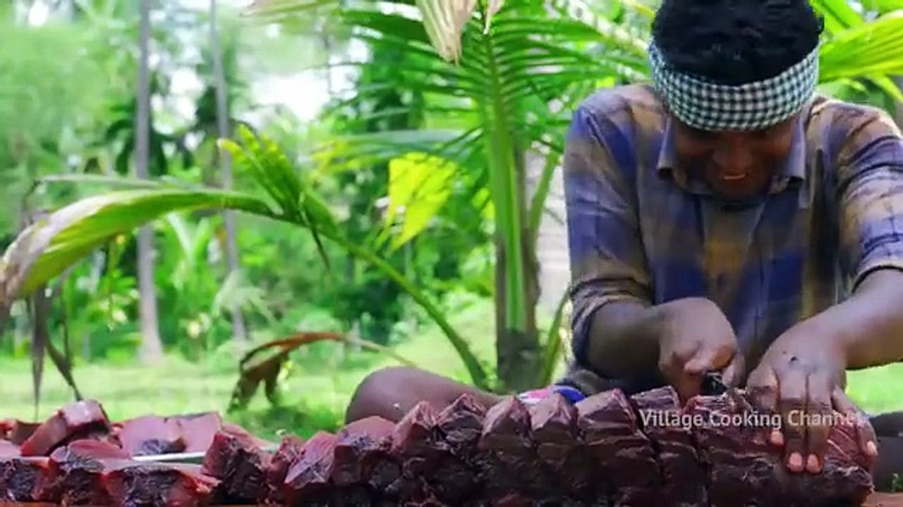 200 Pounds BIG TUNA FISH _ Tuna Fish Cutting and Cooking in Village _ Tuna Fish Steak Recipe