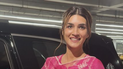 पिंक सूट में छाईं Kriti Sanon, दिखा ट्रेडिशनल अंदाज़