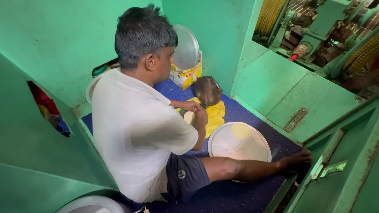 Hunting Giant Fish Beneath the Gulf Waves – Unseen Deep Sea Moments