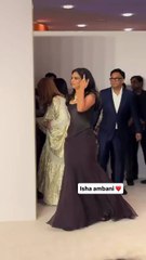 Nita Ambani award show #nitaambani #awardshow #shortvideo