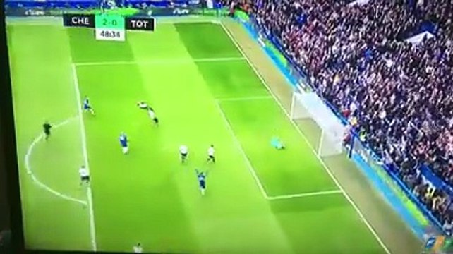 Bàn thắng không thể cản phá của Olivier Giroud . Và pha ghi bàn quyết định của Alonso Trong trận tái ngộ giữa Lampard và José Mourinho