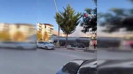 Kırmızı ışıkta kimyasal yüklü tır alev aldı! Facia saniyelerle önlendi