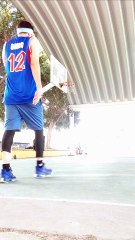 PARA PRETEXTOS HAY MUCHOS SI NO GANAN EMPATAN YO 4 MESES SIN JUGAR A LOS 15 AÑOS NADIE ME GANABA A NIVEL MUNDIAL NI EN BALONCESTO NI EN SOCCER FÚTBOL REPITO A NIVEL MUNDIAL