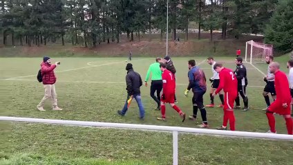 LA VIDÉO 2 DE L'ENTRÉE DES JOUEURS AS DU PIC VS FC BREN DIMANCHE 23 NOVEMBRE 2025