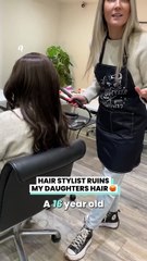 She dyed my 16 year old's hair green 😡