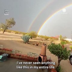 Un doble arcoíris tiñe de magia el cielo de Santa Bárbara, California