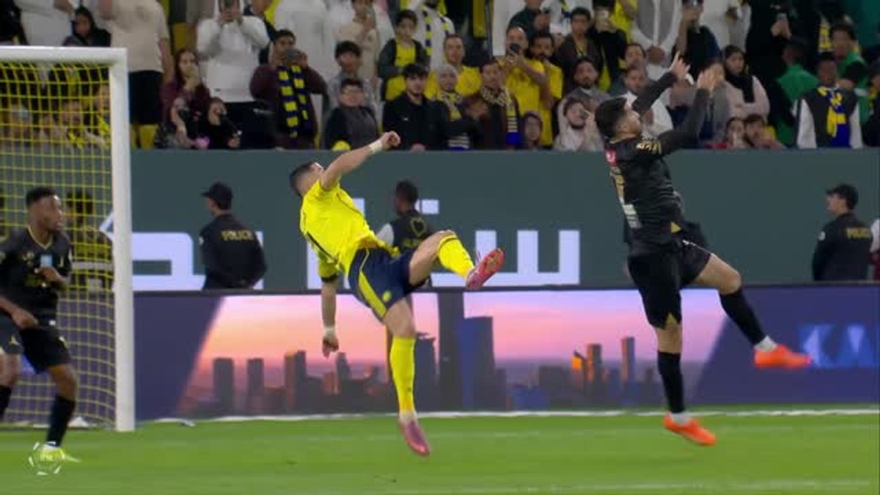 Cristiano Ronaldo scores bicycle kick in Al Nassr win