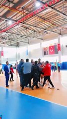 Şanlıurfa’da Kadın Voleybol Maçında Kavga Çıktı: O Anlar Kamerada