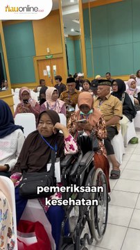 Ratusan Lansia di Riau Dapat Alat Bantu Dengar Gratis