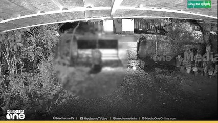 കോട്ടയം മാണിക്കുന്നത്ത് യുവാവിനെ കുത്തിക്കൊല്ലുന്ന ദൃശ്യങ്ങൾ പുറത്ത്