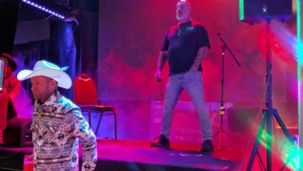 SUM 41 - FAT LIP (PERFORMED LIVE AT LEATHERHEADS)