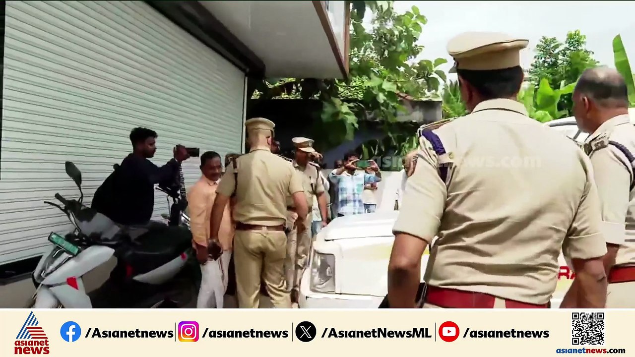 സ്വർണക്കൊള്ള കേസ്;N വാസുവിനെ വിജിലൻസ് കോടതിയിൽ എത്തിച്ചു, വാസുവിനെ കോടതിയിൽ എത്തിച്ചത് വിലങ്ങില്ലാതെ