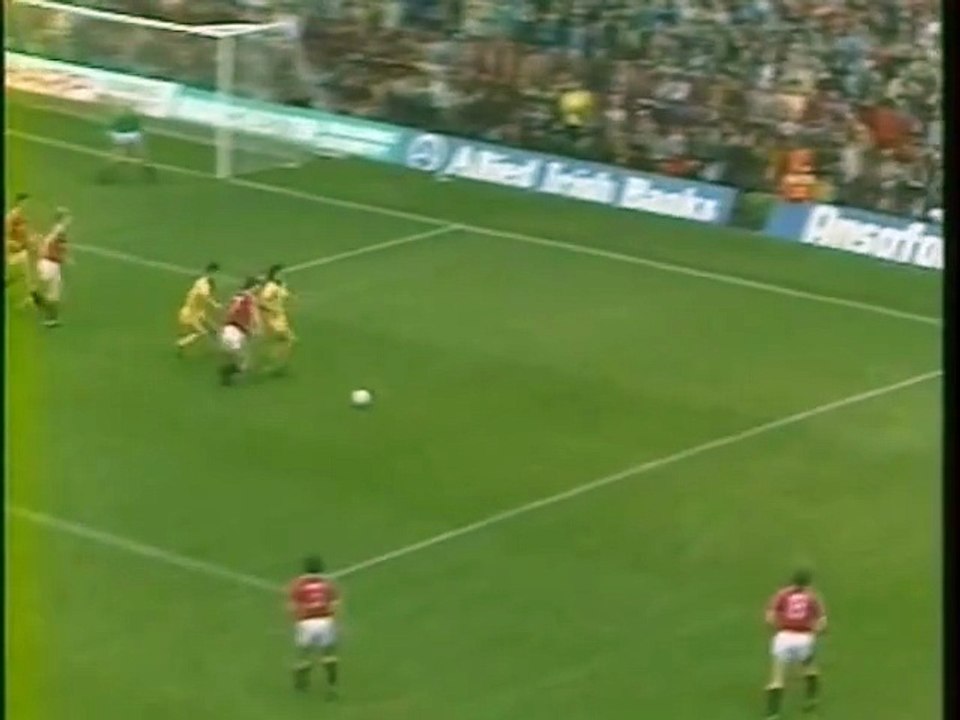 MANCHESTER UNITED - LIVERPOOL - 1983 - SAISON 1983/1984 -