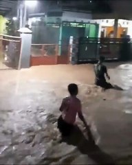 Severe Flooding in Surotrunan, Kebumen Regency | Extreme Rainfall Causes Major Damage (23 Nov 2024)