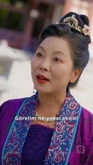 Karımın Eline Kırmızı Püsküllü Mızrak Verdım