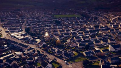 The Body Next Door - Trailer