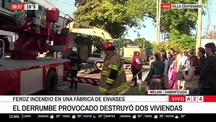 Incendio en una fabrica envases
