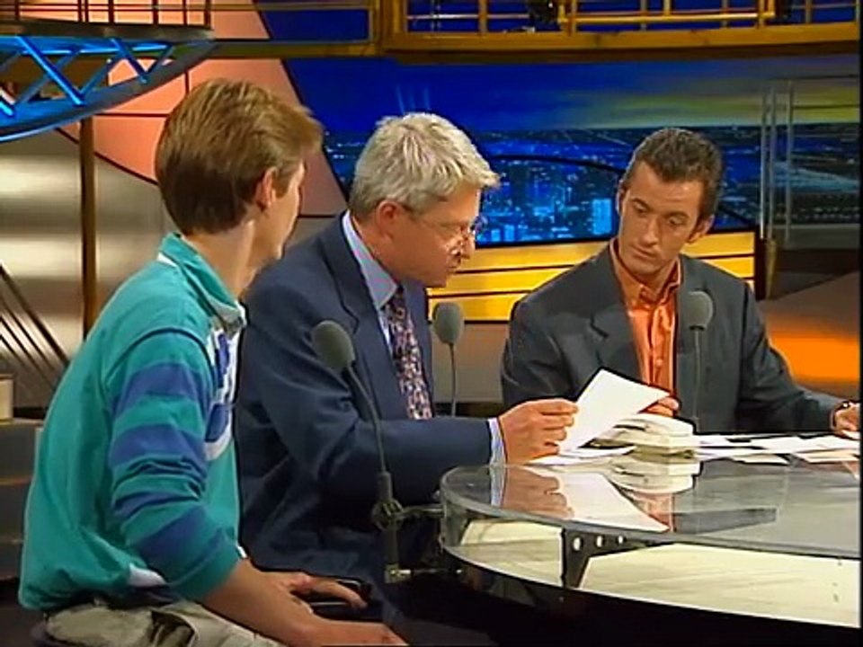 Emission TV : 📺  Coucou c'est Nous (1992-1994) sur TF1 Invité; Sandrine Thomas (Emission complète, Fr,  24 Juin 1993)