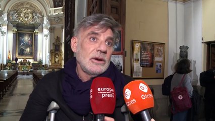 Joaquín Torres, desolado tras el fallecimiento de su padre, le da su último adiós