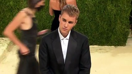 Justin Bieber’s First Smile Again After Suffering Rare Facial Paralysis