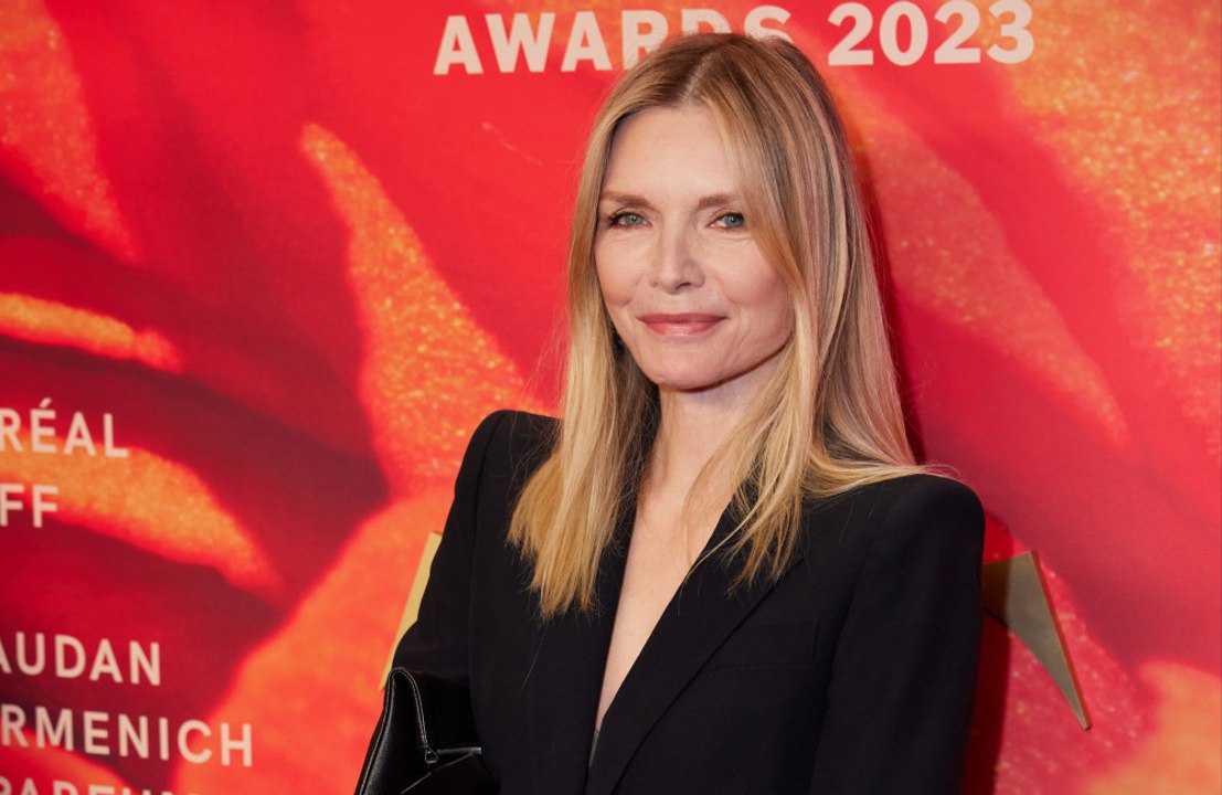 Michelle Pfeiffer: So ernst nimmt sie ihre Rolle als Großmutter