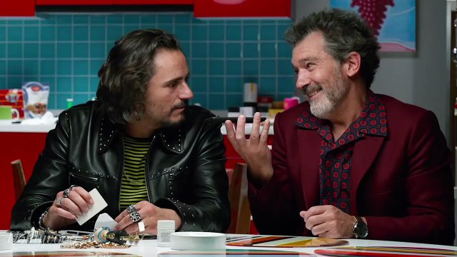 2020 Oscar Snubs, Queen Elizabeth Weighs In on Meghan Markle and Prince Harry | THR News