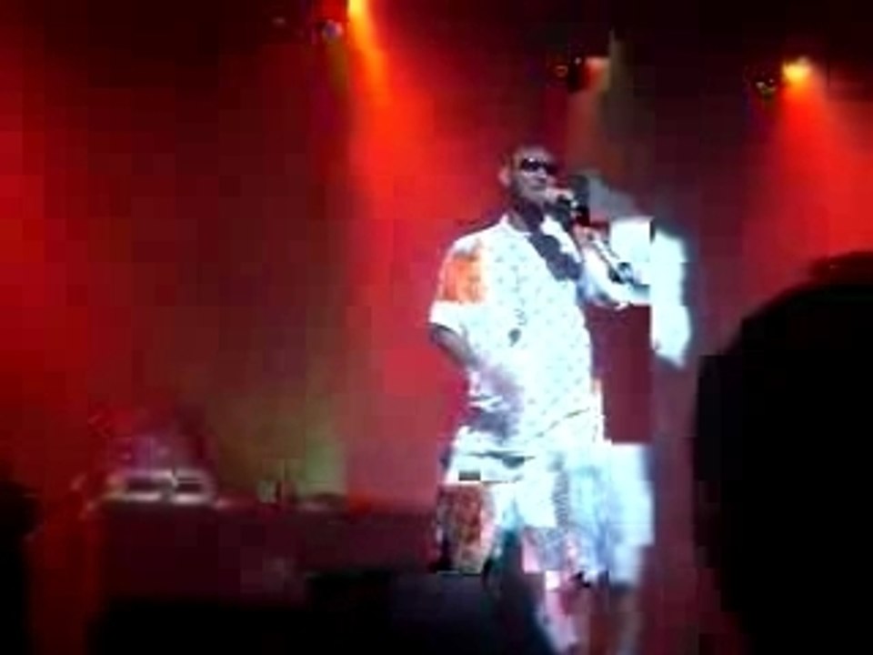 LA FOUINE - Unité (live au Dôme de Marseille le 08 07 07)