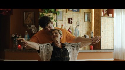 Oi Vita Mia: clip "Provini"