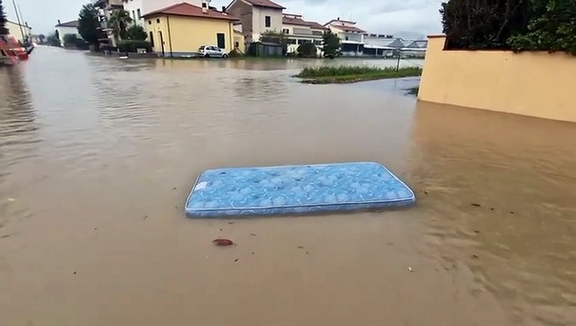 Maltempo a Pistoia, strade allagate a Chiazzano
