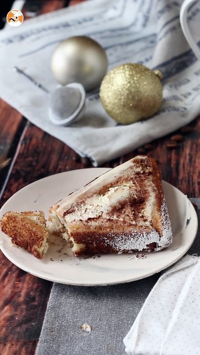Bûche sans moule en forme de chalet façon tiramisu pour les amoureux de café