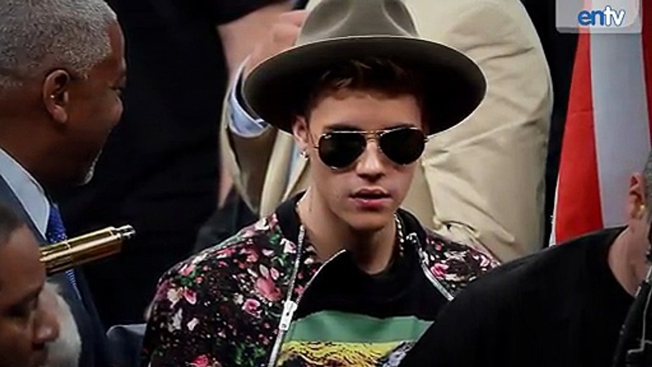 Justin Bieber Accused of Attempted Robbery and Battery