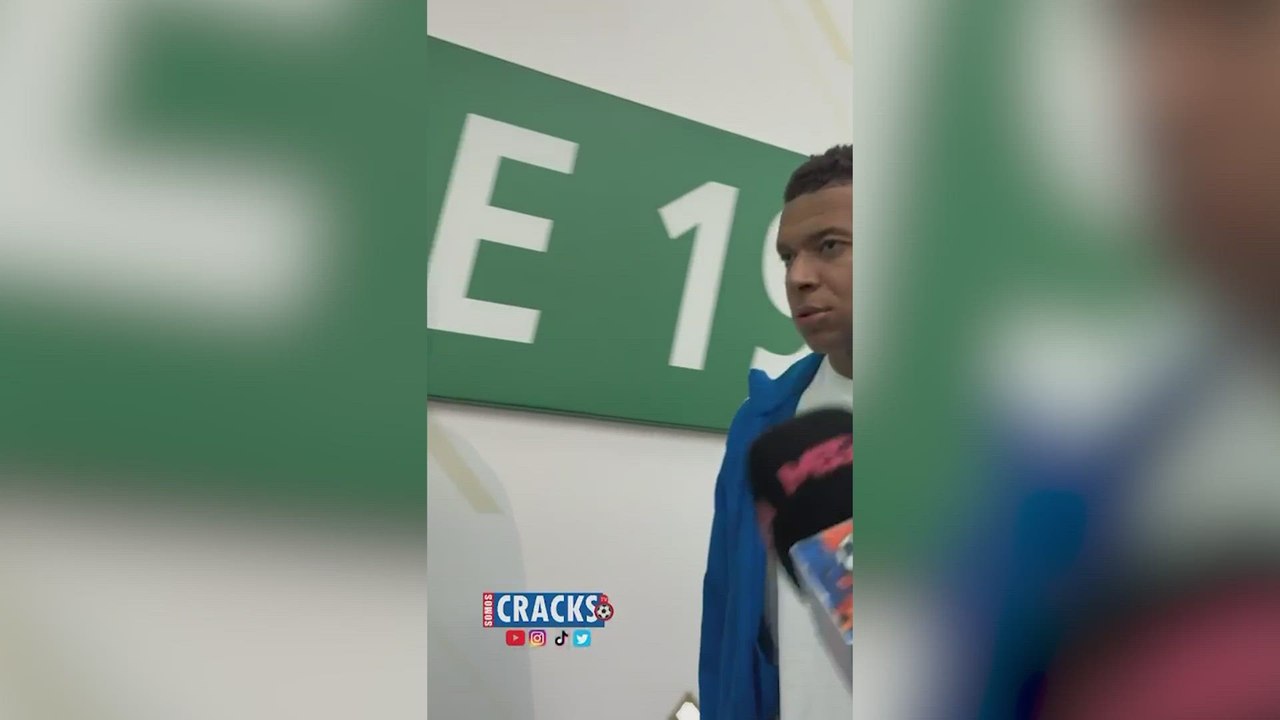 El gesto de Mbappé tras preguntarle qué le pasa al equipo