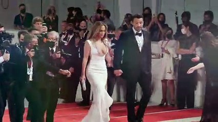 Inside The ‘Elaborate’ Party Jennifer Lopez Threw For  Ben Affleck’s 50th Birthday With Their Kids