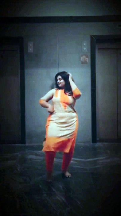 HOT DANCE-18