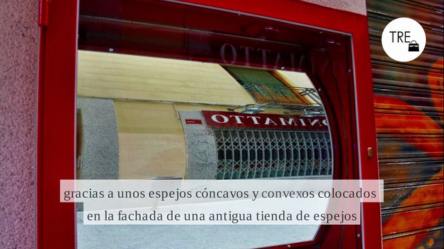 Esta calle de Madrid es de novela (literalmente). Está en pleno centro pero los turistas desconocen la historia de sus espejos y murales centenarios