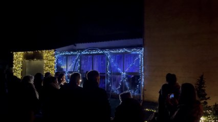 Montfrin : illumination de la maison de Noël