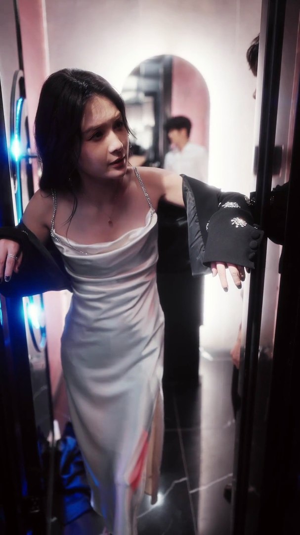 ⁣炽宠 - 1 | Eng Subs