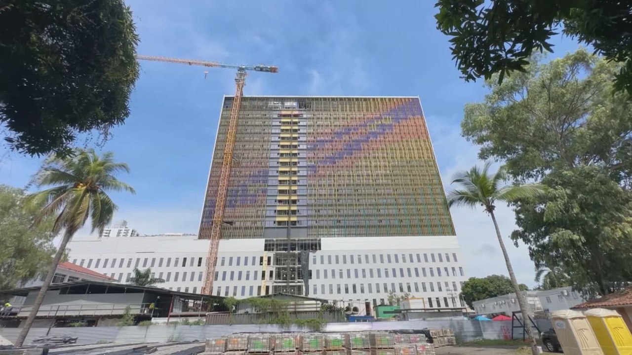 A simple vista, las obras del nuevo Hospital del Niño dibujan otro rascacielos más sobre la Avenida Balboa: 20 pisos, obra gris y miles de metros cúbicos de concreto.